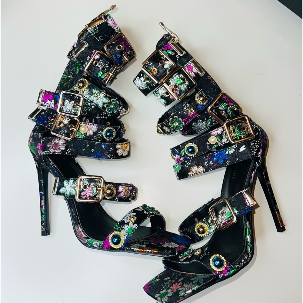 AZALEA WANG YOUR HONOR BROCADE EMBELLISHED GLADIATOR SANDAL IN BLACK 7.5